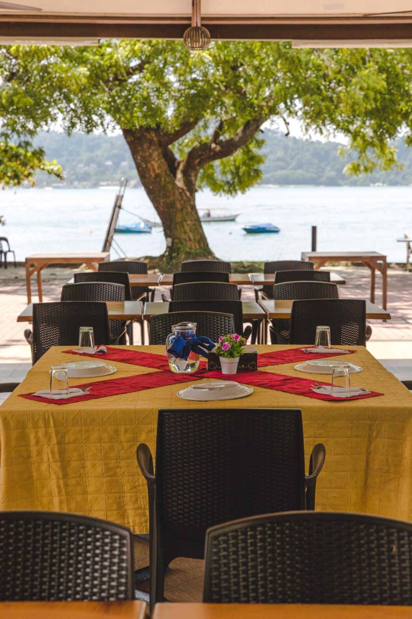 Pangkor Sandy Beach Resort Kampong Pasir Bogak Dış mekan fotoğraf