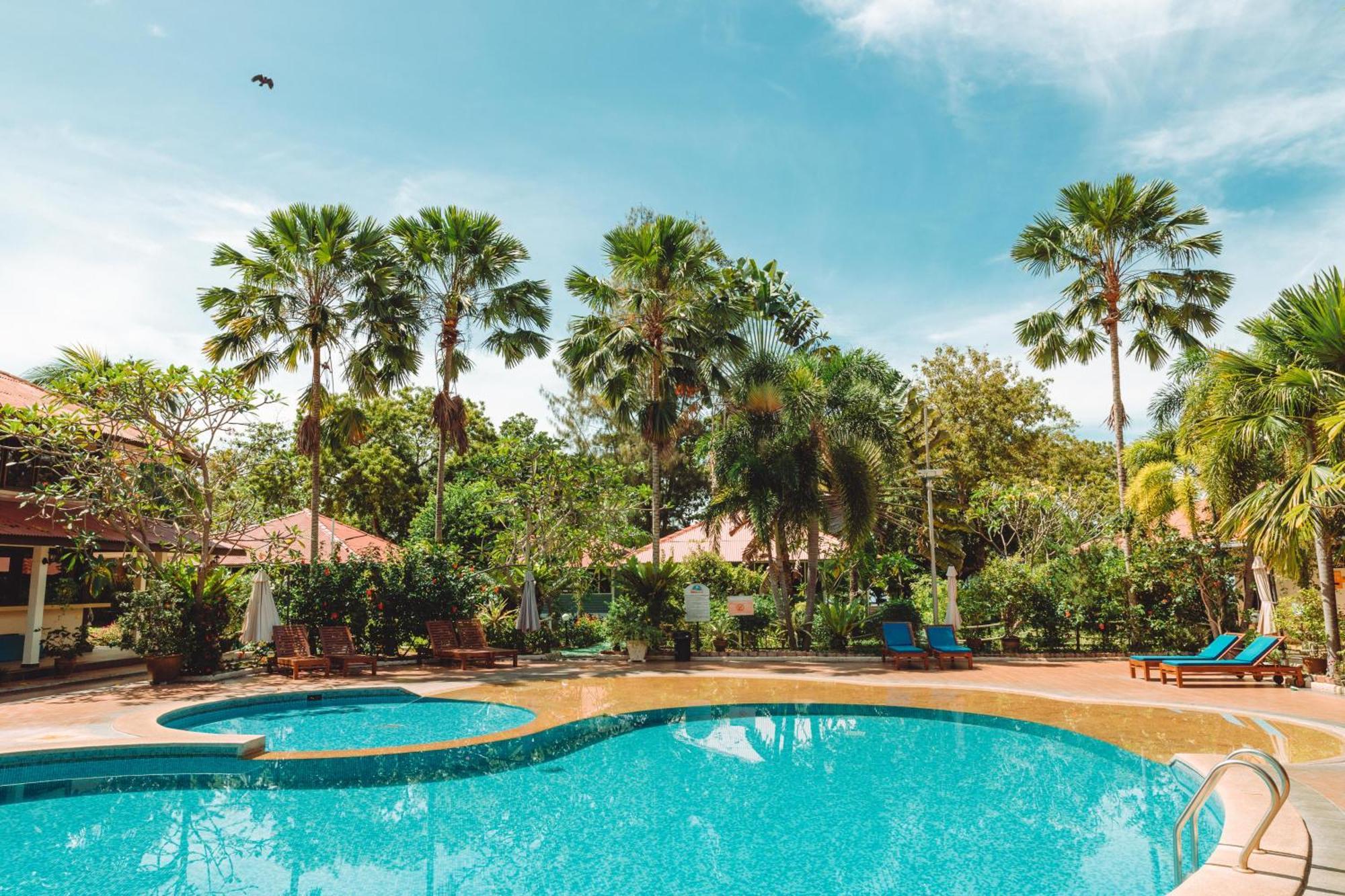 Pangkor Sandy Beach Resort Kampong Pasir Bogak Dış mekan fotoğraf